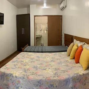 Suites Arraial Do Cabo Quarto em Acomodações Particulares